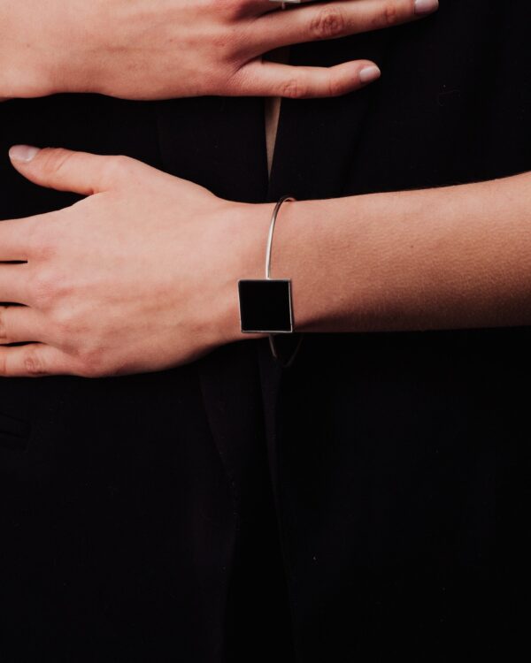 bransoletka minimalistyczna